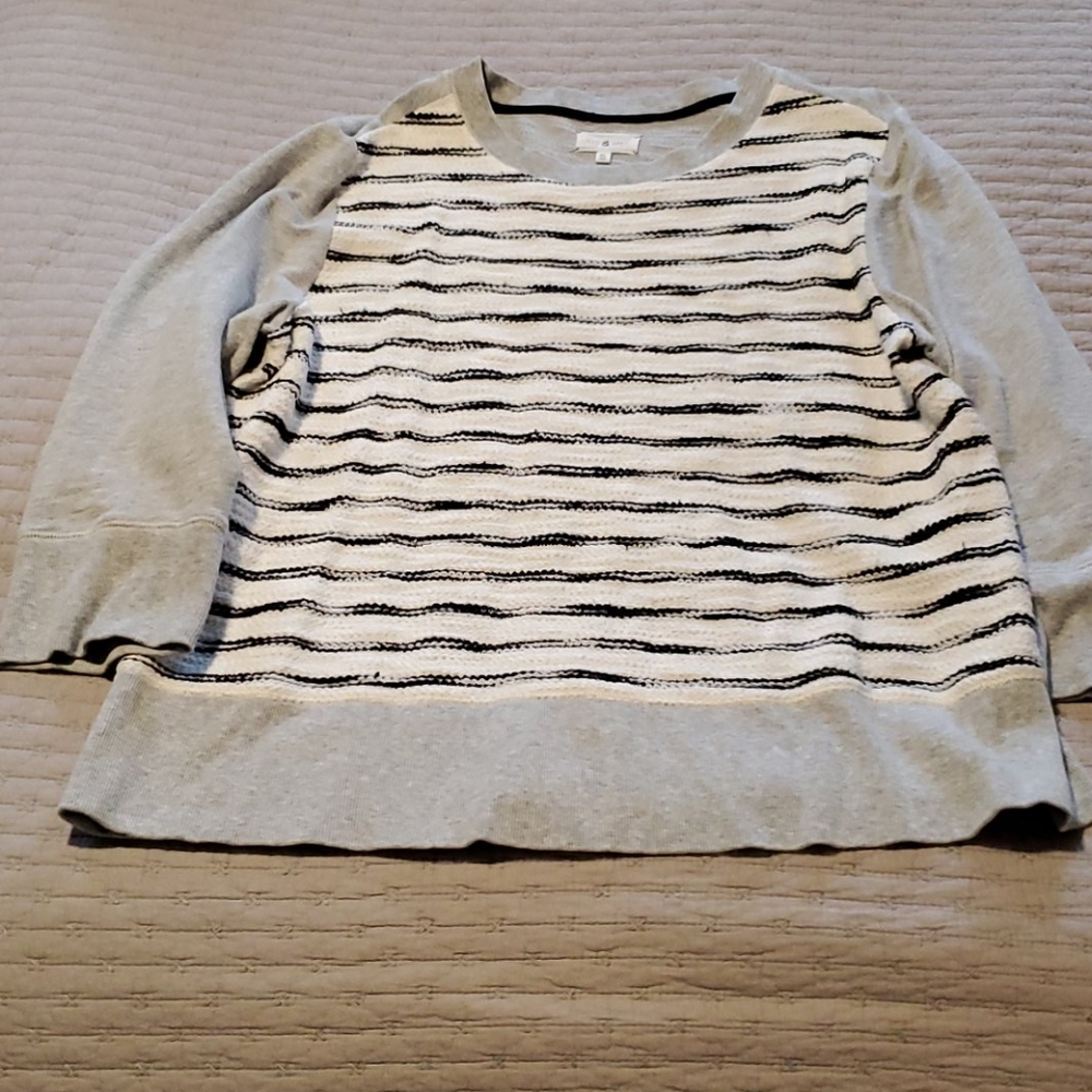 LOFT Lou & Grey sweatshirt
